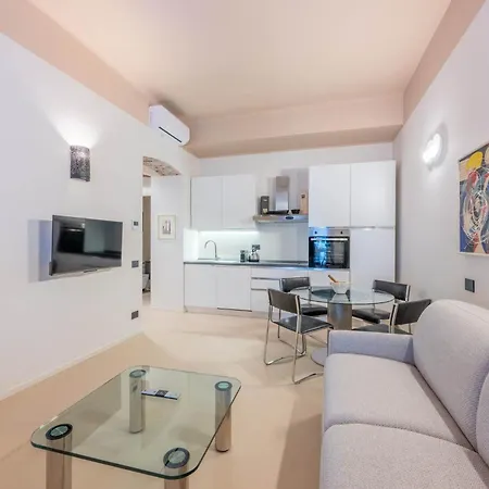 Sofia Luxury & Centre Γένοβα