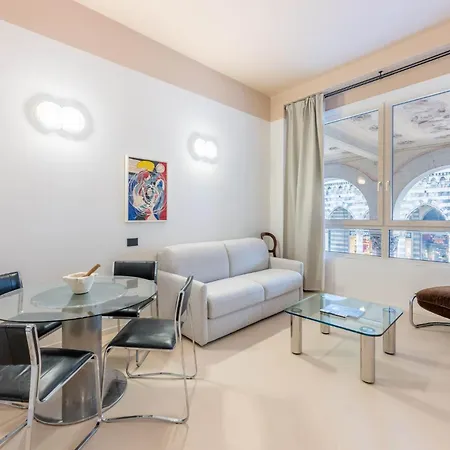 Sofia Luxury & Centre Apartment Genoa