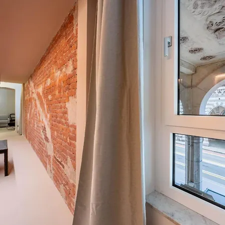 Sofia Luxury & Centre Apartment Genoa
